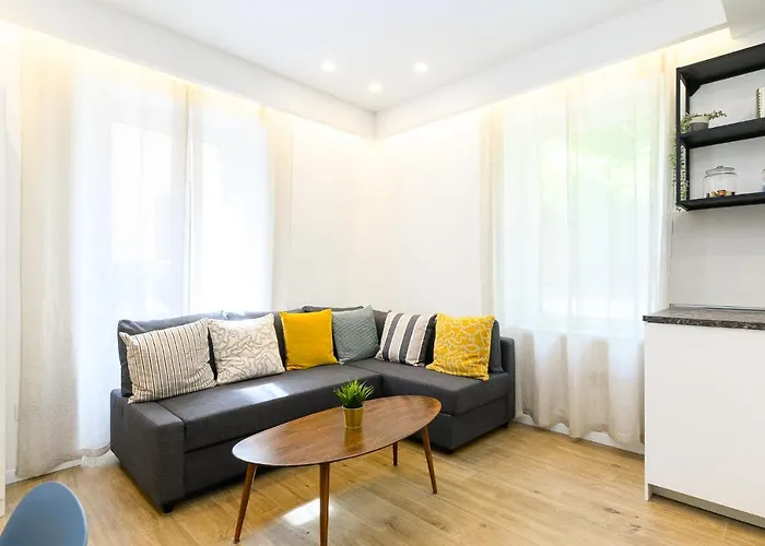 Modern & Elegant By Ndp Rent
